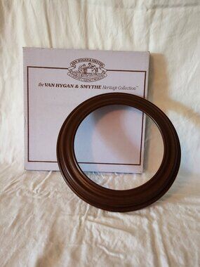 Van Hygan & Smythe "The Woodridge" Plate Frame Solid Wood in box